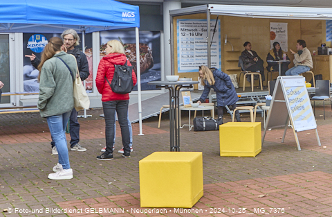 25.10.2025 - Illustrationen und Wall Art mit Katharina Konte und Architekten Herbert Kocht des Marx-Zentrum  